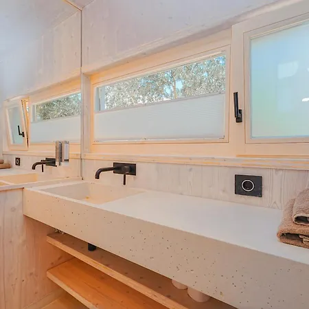 Buqez Eco - 81 - 1st Sea Line By Casa vacanze *